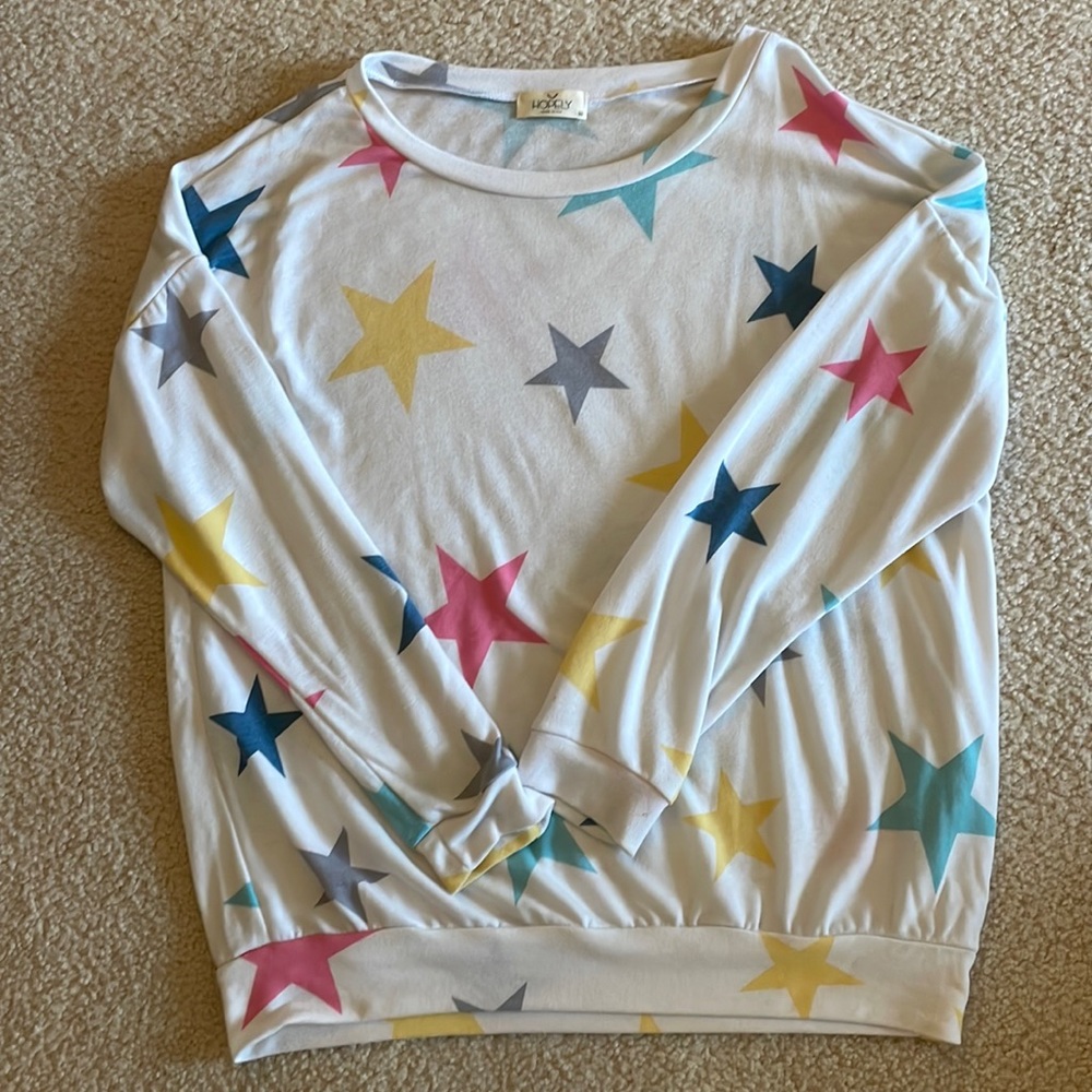 Multi color star crew neck top